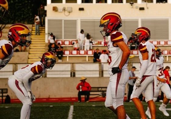 The Falcons line up to play in record breaking heat. The past few weeks, San Diego experienced heat waves that heavily impacted athletes. Photo courtesy of Austin DeMuth.