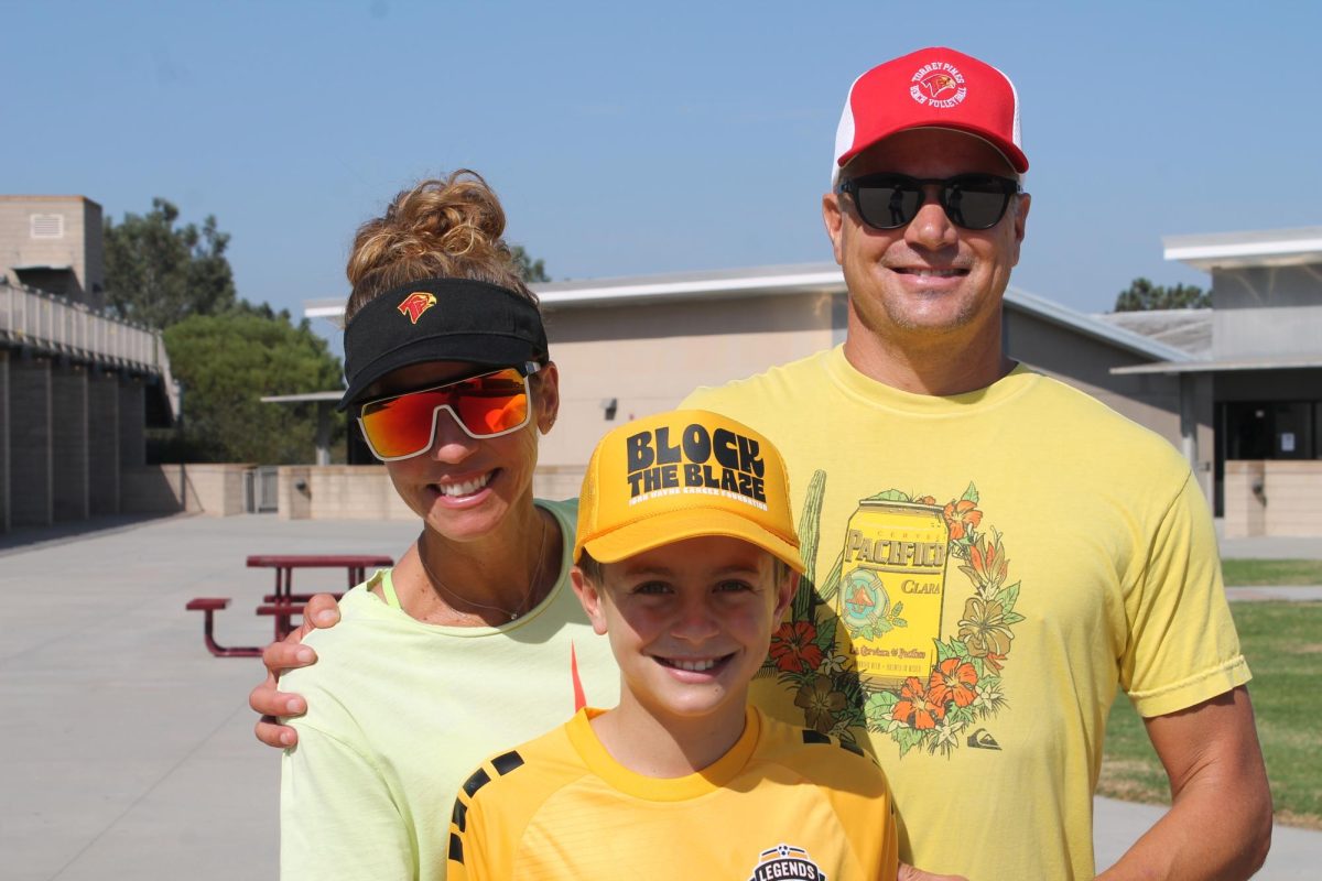 Participants dressed in yellow in support of Yellow Ribbon Week. 