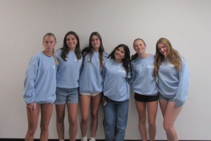 PALs' Outreach Committee is the organizer of the water bottle drive. The drive is held until Oct. 29 and students can drop off items for donation to the Los Angeles homeless community. Left to Right: Aubrie Dingman (10), Sara Messenger (10), Faith Schaffer (12), Shyla Mighdoll (12), Gianna Henderson (10), Ryann Holohan (10). Photo courtesy of Shyla Mighdoll.