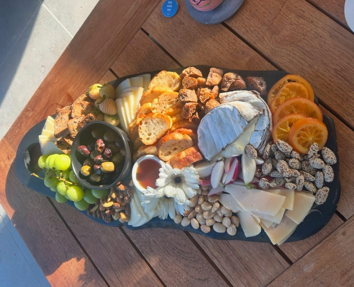 A vegetarian charcuterie board basks in the sun. Students and teachers followed various diets for reasons including health benefits and personal beliefs. 