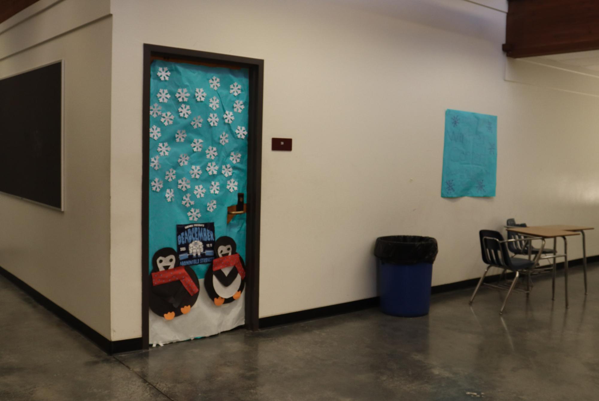 Photo collage: Holiday door decorating contest