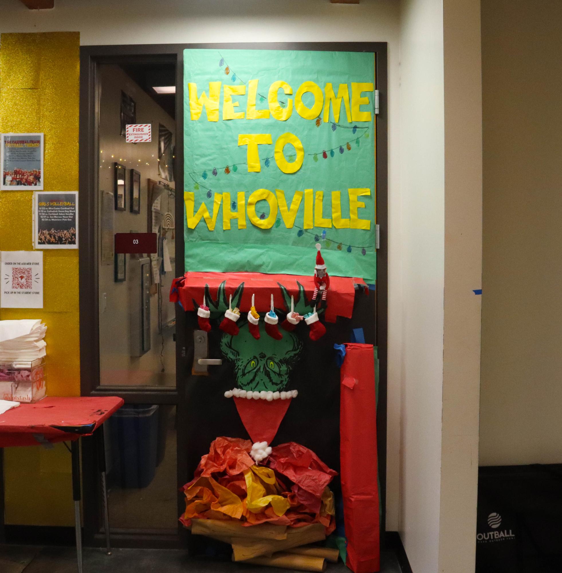 Photo collage: Holiday door decorating contest