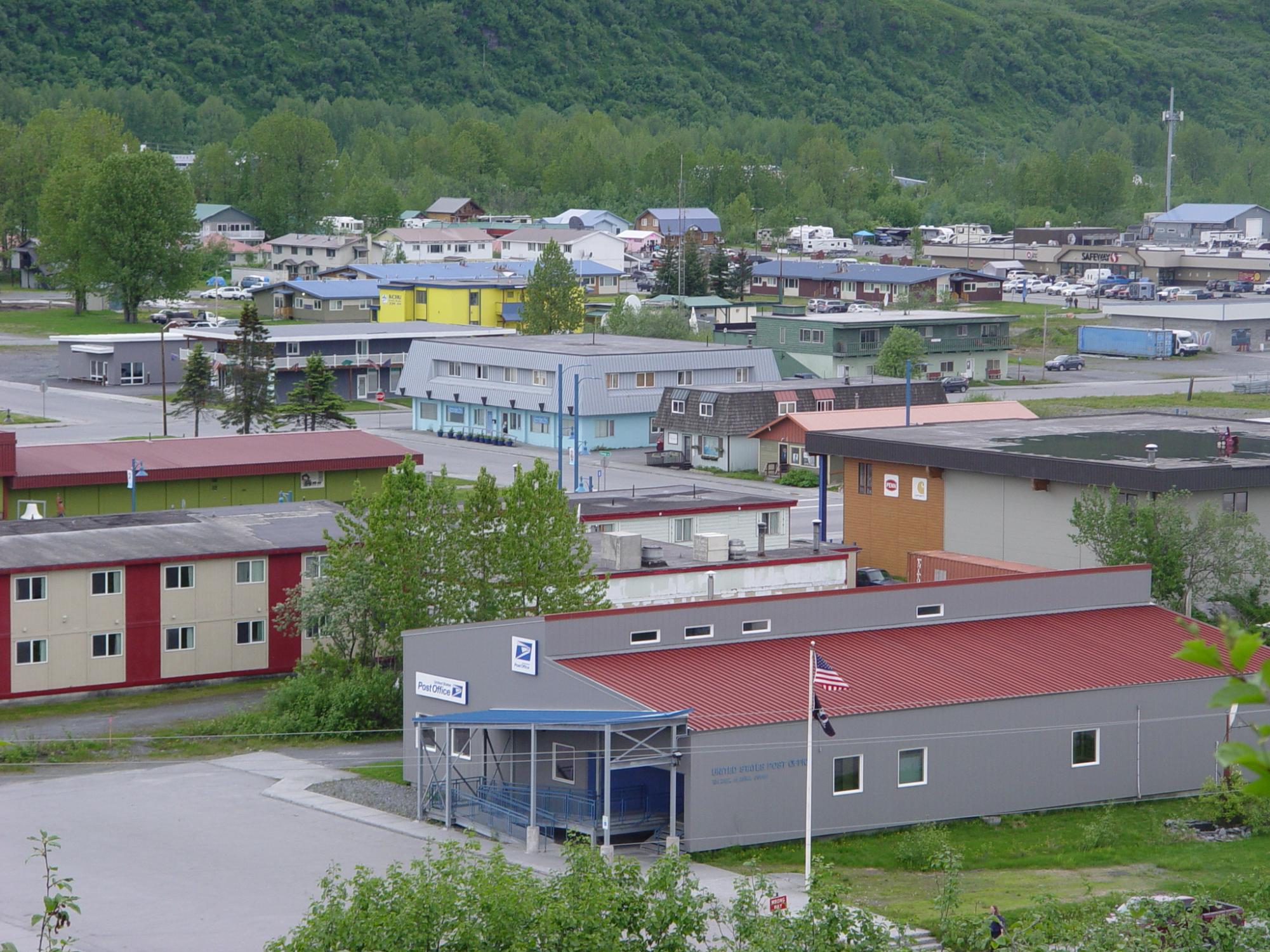 Valdez, Alaska is a port nestled among the Chugach Mountains. Feng hiked up a nearby trail to a viewpoint overlooking the downtown area.