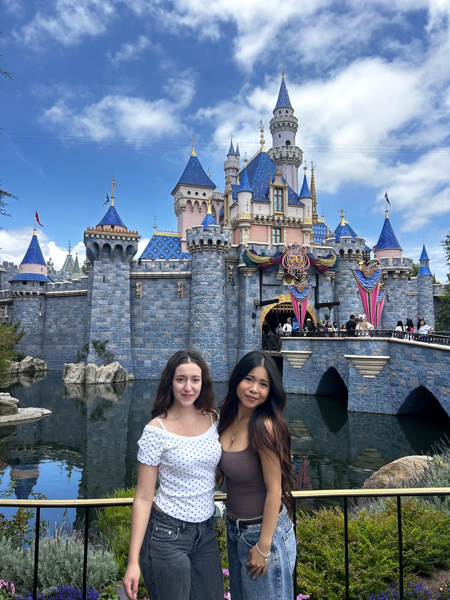 Photo Gallery: Senior Disneyland Trip